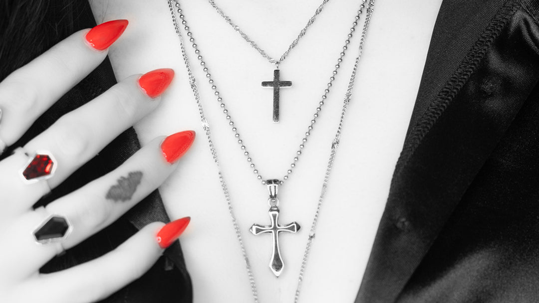 😈✝️𝒢ℴ𝓉𝒽𝒾𝒸 𝒯𝓇𝒾𝓃𝒾𝓉𝓎 𝒞𝓇ℴ𝓈𝓈 𝒩ℯ𝒸𝓀𝓁𝒶𝒸ℯ✝️😈