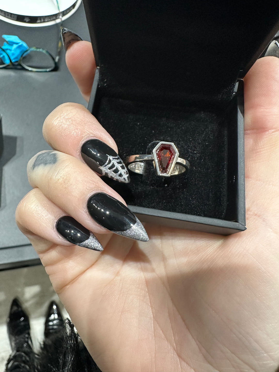 Selene coffin ring SAMPLE (V1)