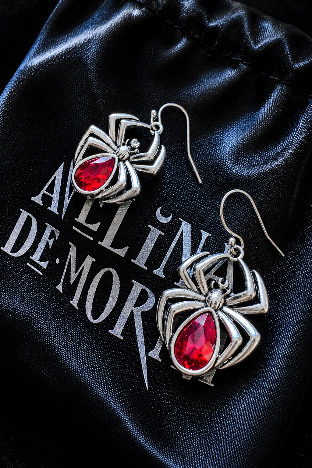 Widows Kiss Spider Earrings