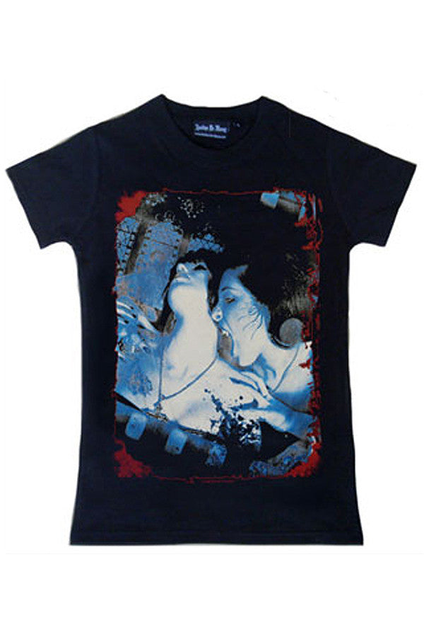 Vampire Dawn Womens T-shirt - Avelina De Moray
