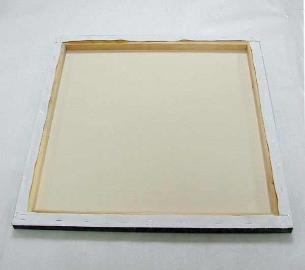 Claudias Curse Canvas - Avelina De Moray