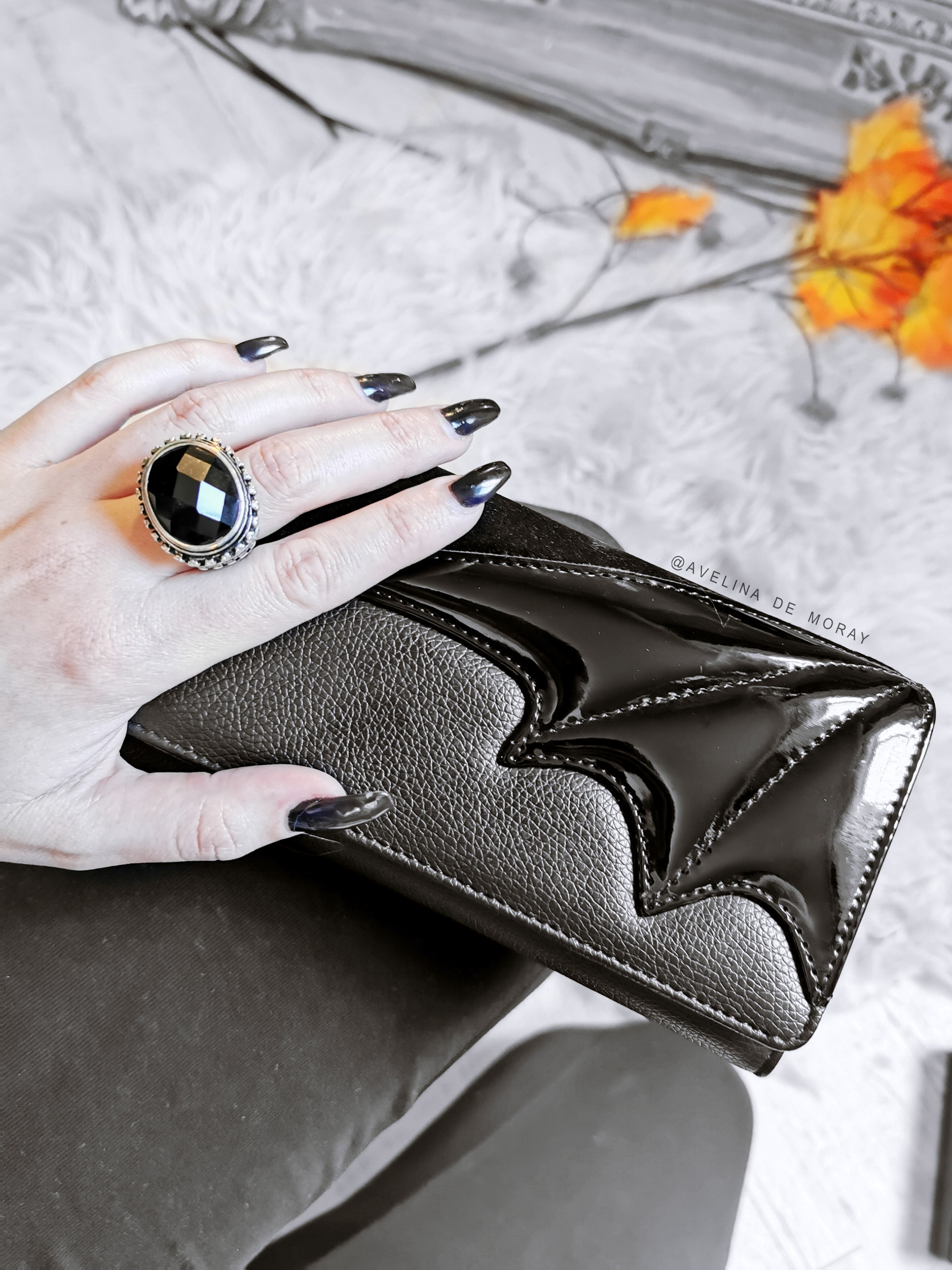 Black Friday Wallet – Avelina De Moray