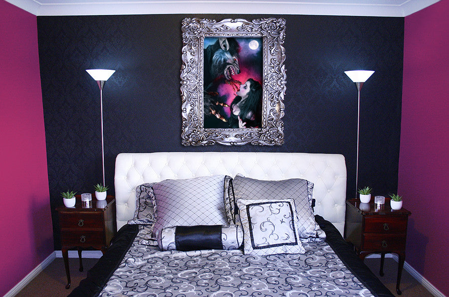 Wolf Moon Canvas - Avelina De Moray